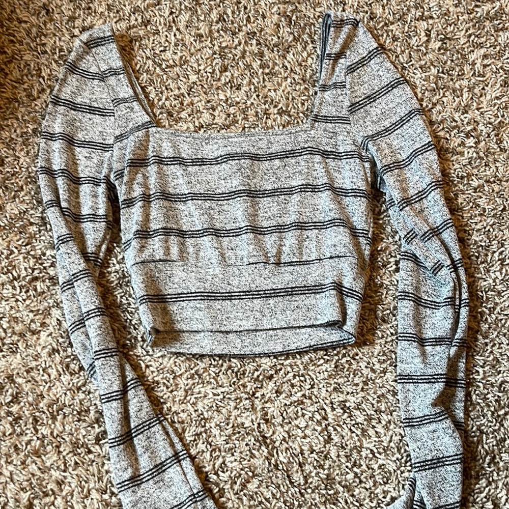Long Sleeve Crop Top